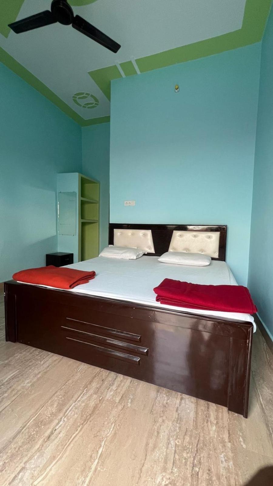 Hotel Vijay Palace Ayodhya Eksteriør bilde