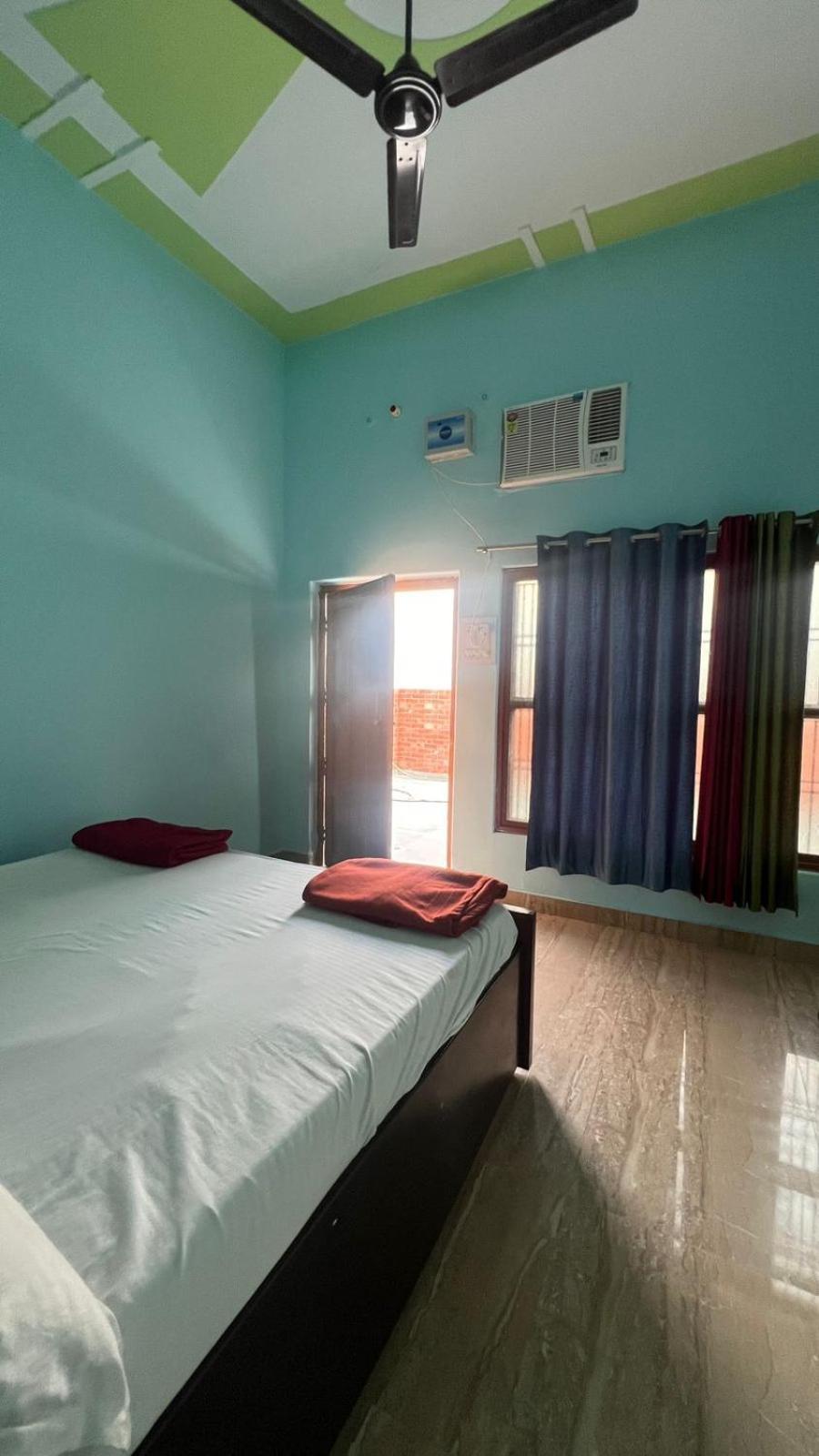 Hotel Vijay Palace Ayodhya Eksteriør bilde
