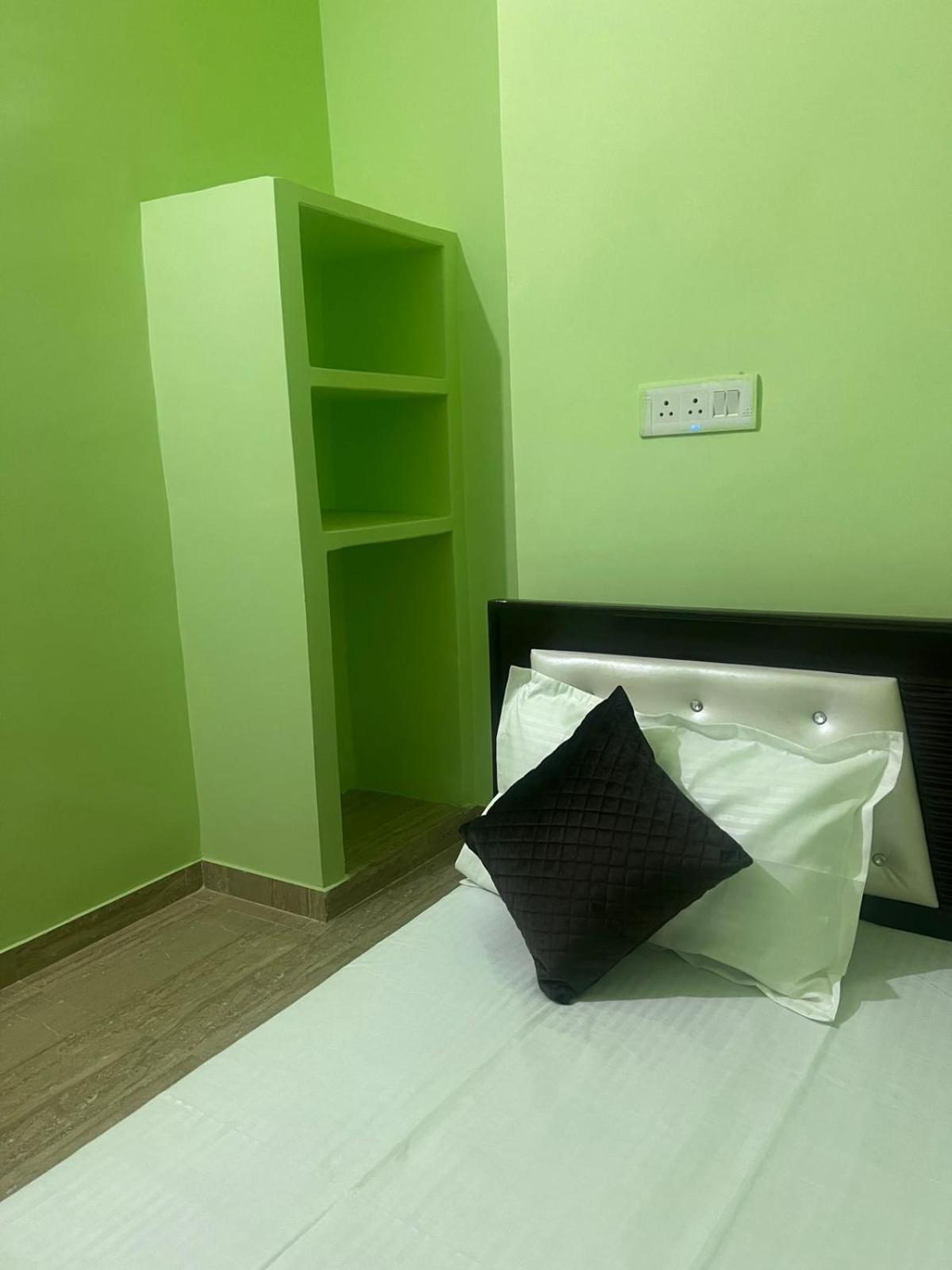 Hotel Vijay Palace Ayodhya Eksteriør bilde
